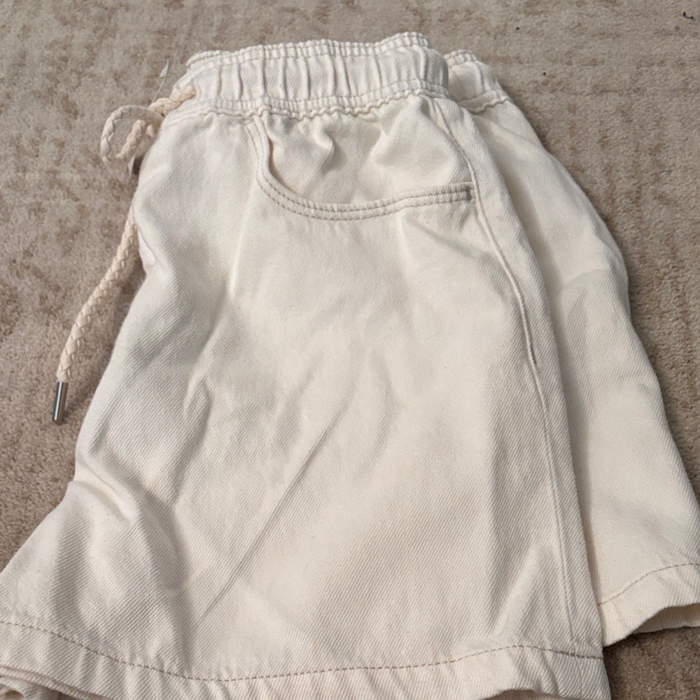 LOFT Women's High Waist Tan Shorts - Denim - Picture 4 of 4